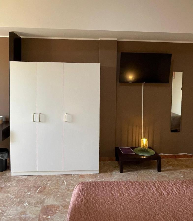 פסקרה Casa Viola A 900 Mt Dalla Staz. Centrale מראה חיצוני תמונה